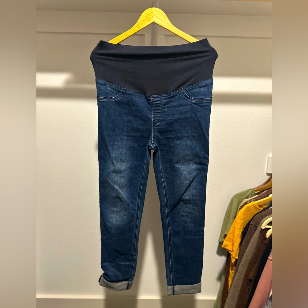 Maternity skinny jeans